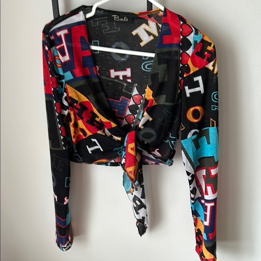 Bali Black and Red Graphic Tie Front Crop Blouse or boléro